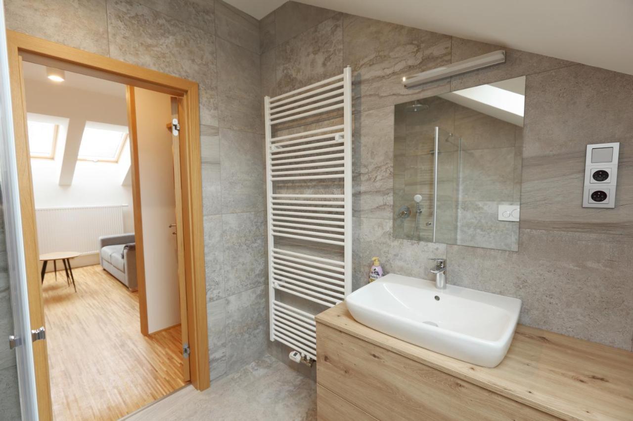 Apartmany U Kvetne Zahrady Kroměříž Dış mekan fotoğraf